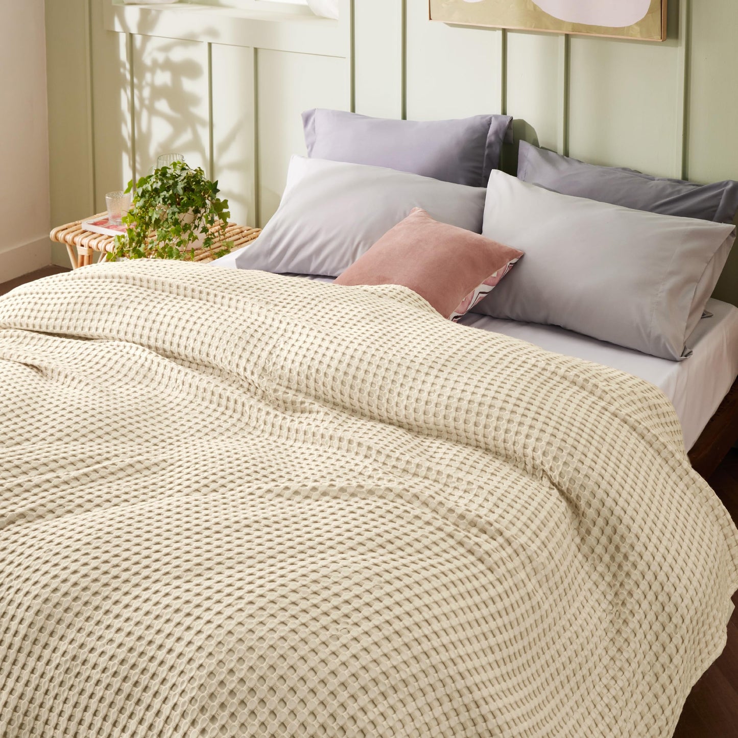 Beige Cooling Waffle King Blanket - Lightweight Bamboo-Cotton Blend for Hot Sleepers, 104x90 Inches