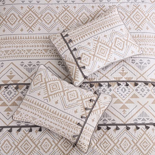 Boho Tassel Quilt Set with Matching Pillow Shams