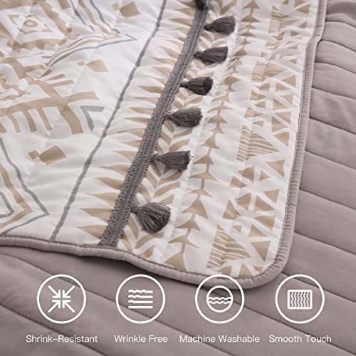 Boho Tassel Quilt Set with Matching Pillow Shams