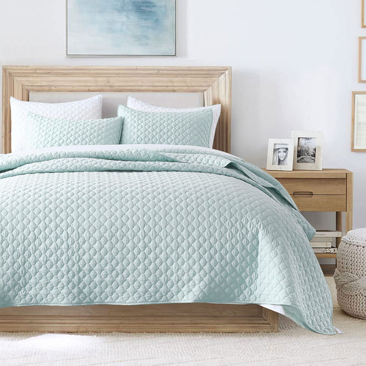 Modern Blue and White Bedding - Lightweight Summer Quilt Set 3 Pieces(1 Quilt and 2 Pillow Shams)
