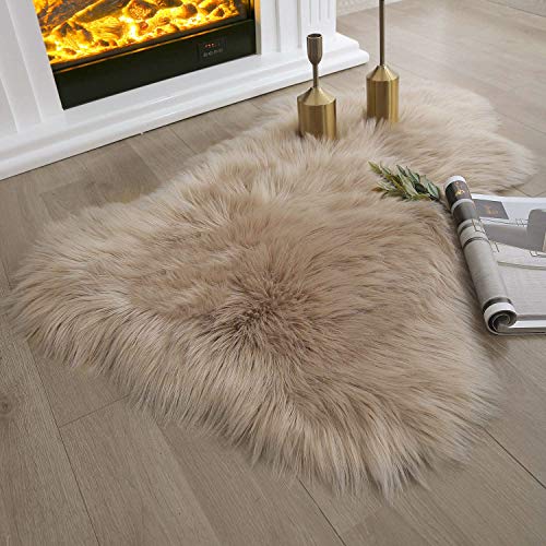 Ashler Faux Fur Shag Rug, Fluffy Shaggy Area Rug Ultra Soft 2 x 3 Feet Sheepskin Fur Rug, Beige Fuzzy Rug Machine Washable, Nursery Decor Throw Rugs for Bedroom, Kids Room, Living Room